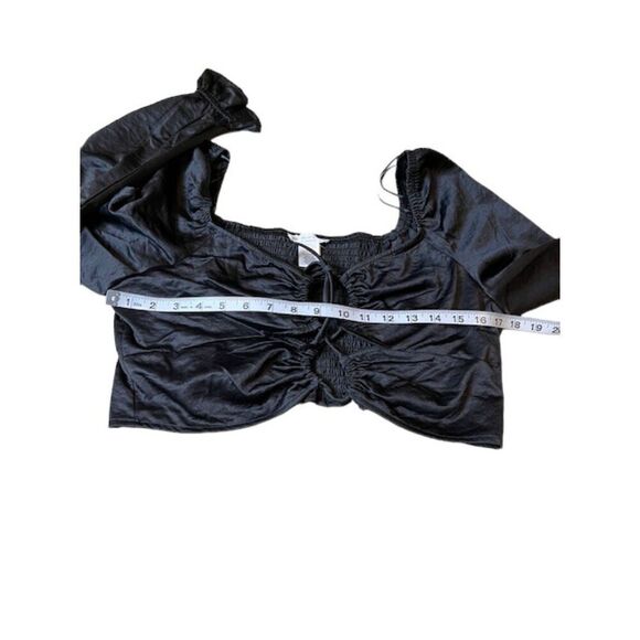 NWOT Kirious Black Long Sleeve Crop Top Tie Front Elastic Back Peek a Boo Large - Picture 6 of 8